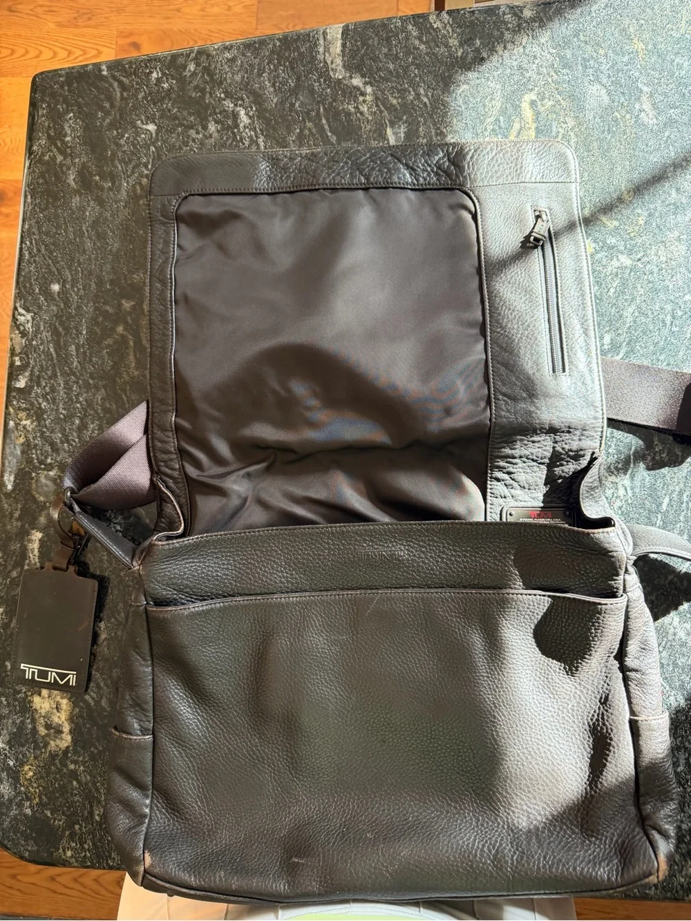 Tumi sleek dark